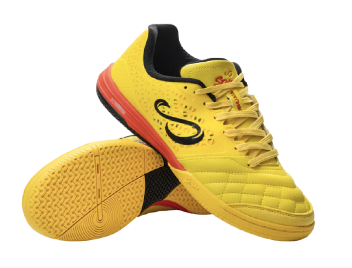 Indoor soccer 2025 shoes canadian tire