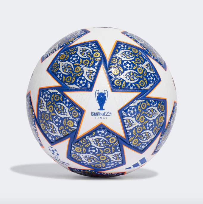 BALLON DE L'UCL PRO D'ISTANBUL