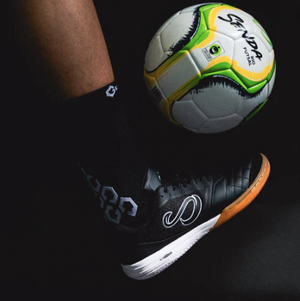 Senda USHUAIA CLUB 2.0 Futsal Shoe - Black/White